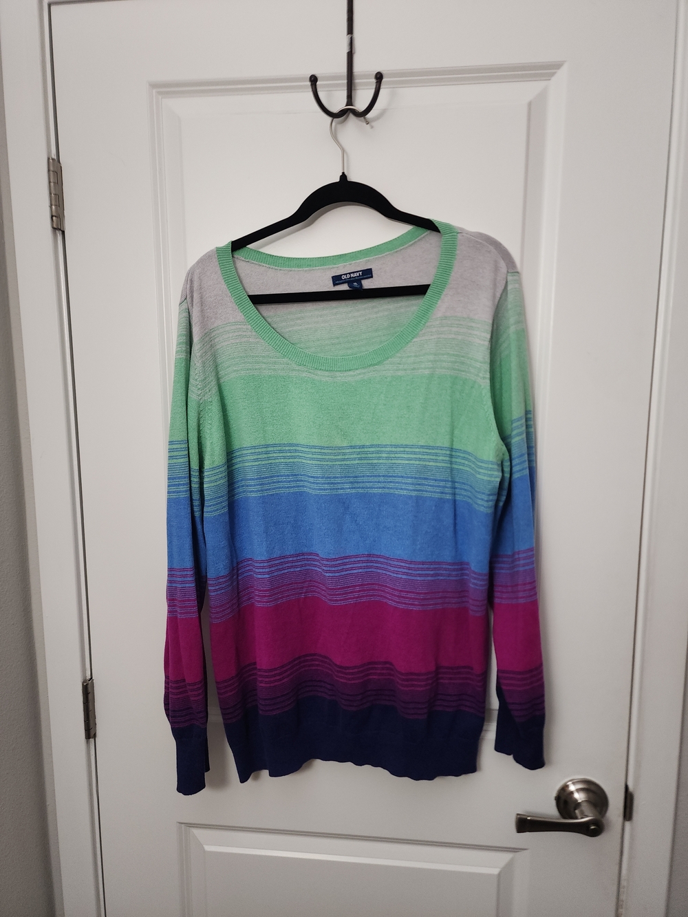 5/$30 Old Navy Striped Scoopneck Sweater in Green, Blue & Pink